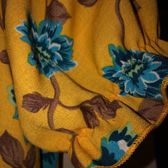 POOF large beautiful puff sleeve peasant top boho - Picture 5 of 6